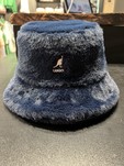 Seau bleu KANGOL CAEN