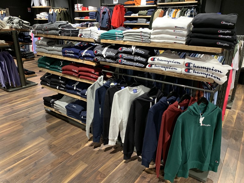 CHAMPION MADE IN DE