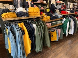 TOMMY MONDEVILLAGE