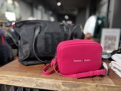 TOMMY JEANS MADE IN DE