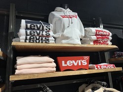 LEVIS RENNES