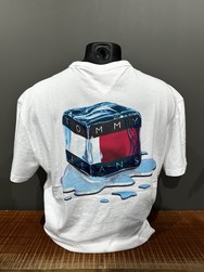 T-shirt TOMMY JEANS MONDEVILLAGE