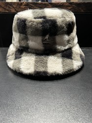 Bob KANGOL CAEN